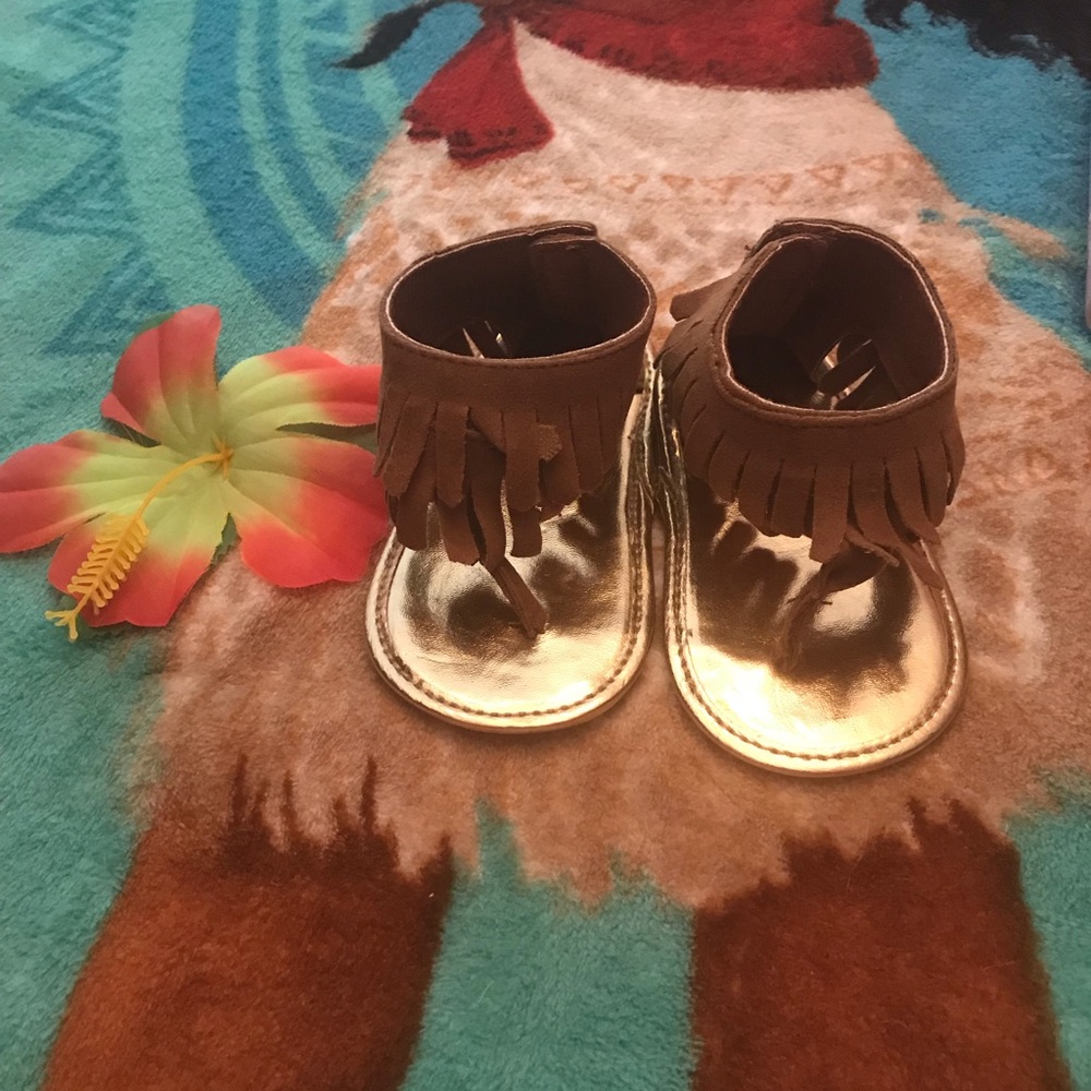 Moccasin sandals ❤️